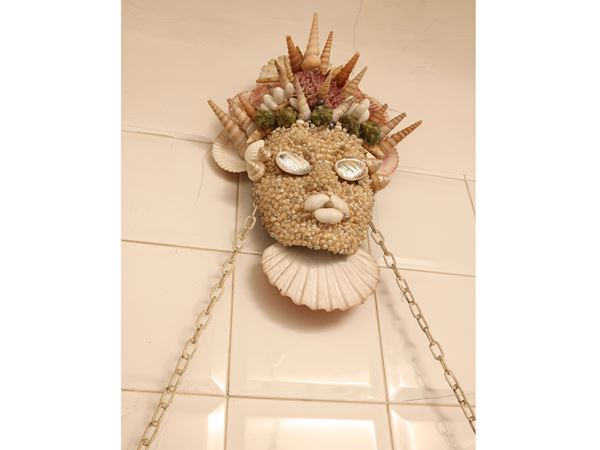 Mascherone antropomorfo in conchiglie  - Asta Stravaganze fiorentine: tra fiaba e collezionismo - Maison Bibelot - Casa d'Aste Firenze - Milano