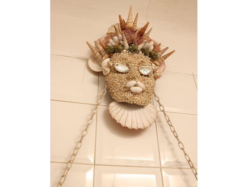 Mascherone Antropomorfo in Conchiglie