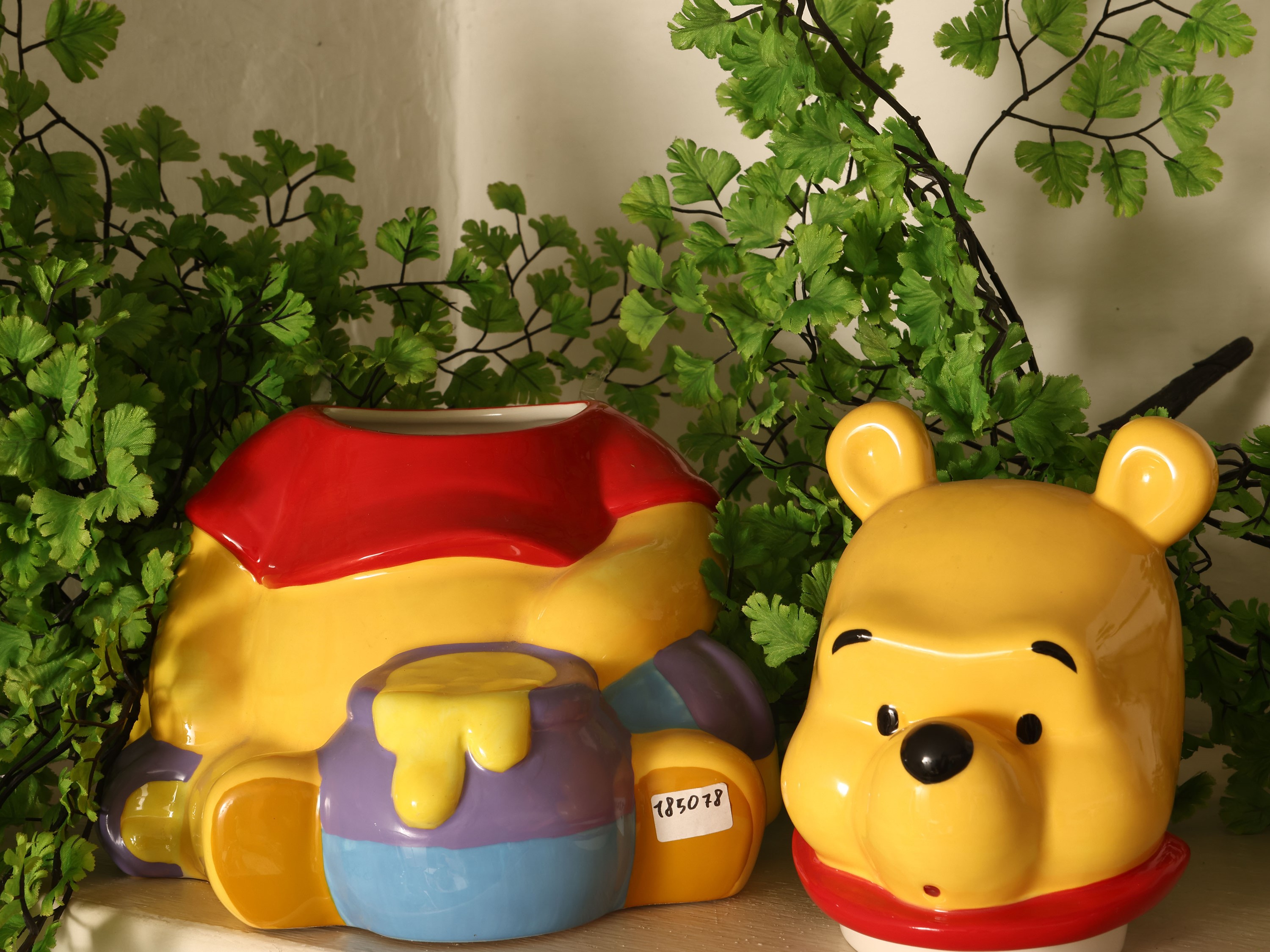 Biscottiera Disney, Winnie The Pooh, in gres policromo, h cm 27x32x25