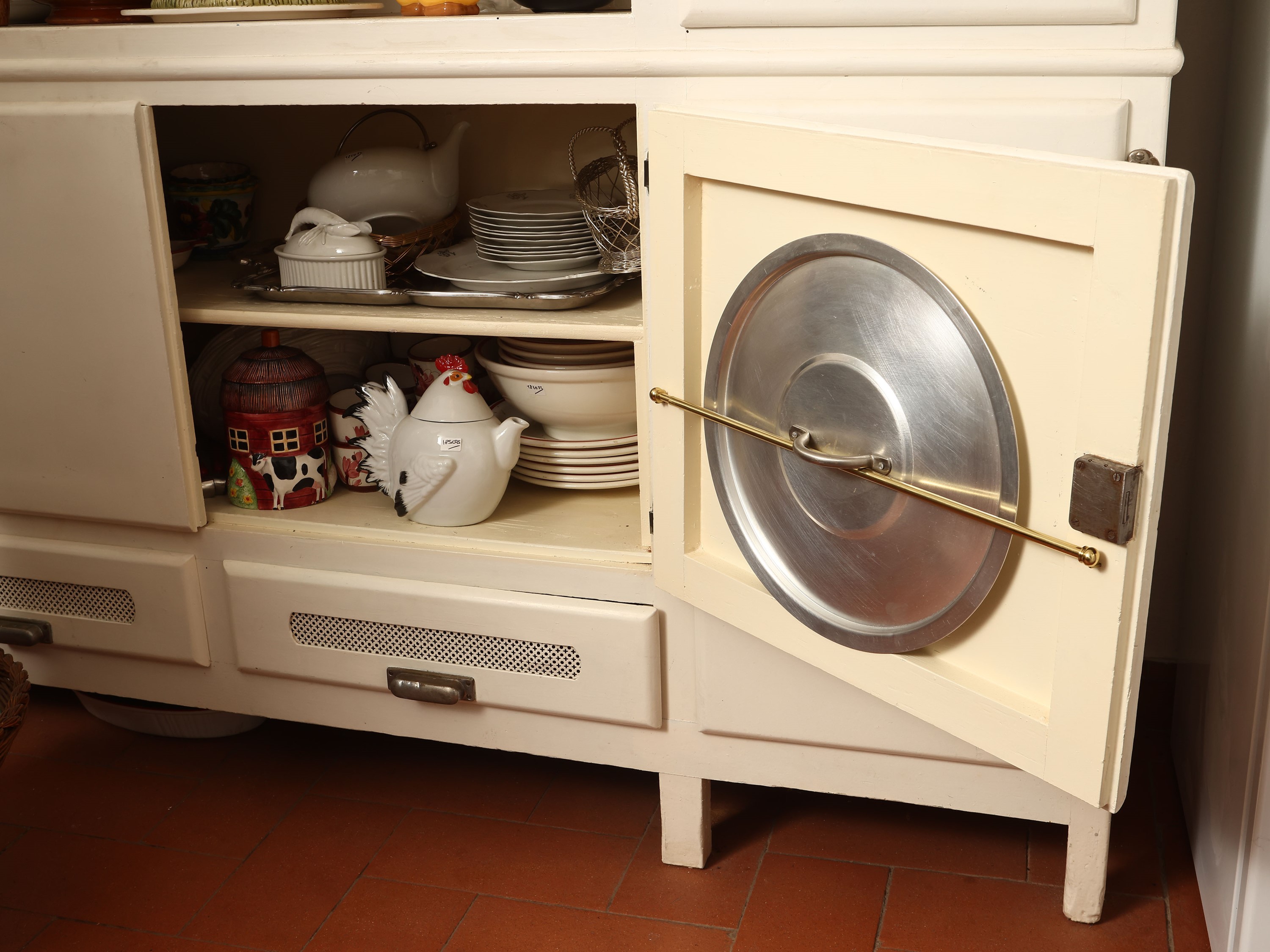 Credenza Mettitutto in Legno Laccato Bianco