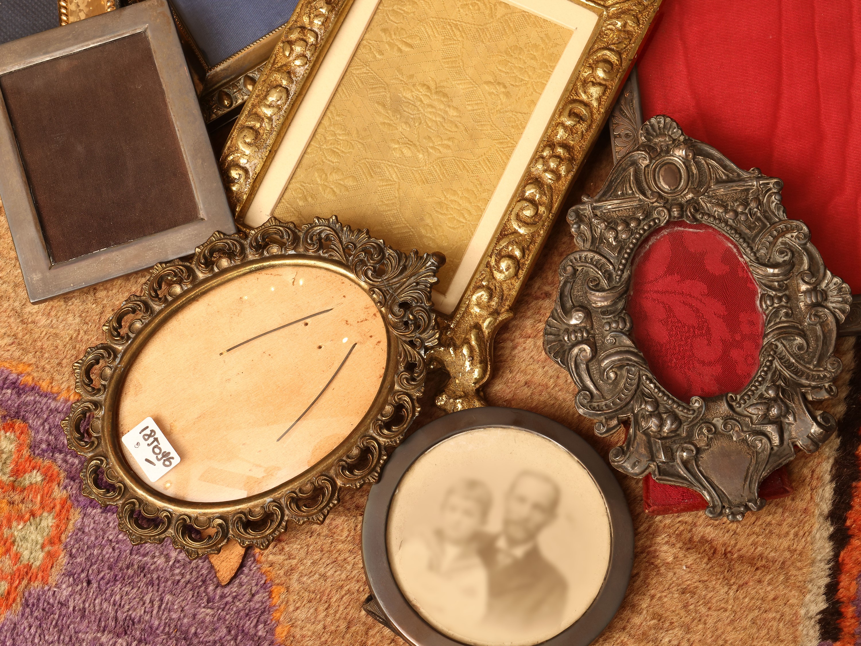 Assortimento di cornici d'epoca da fotografie