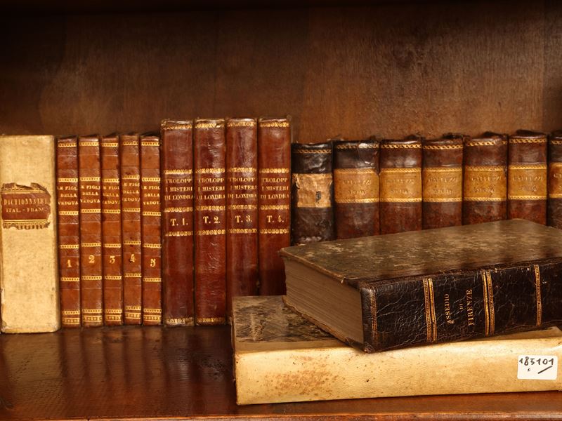 Piccola biblioteca di libri d'epoca, legature in mezza pelle, XVIII/XIX secolo