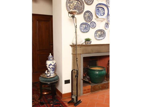 Lampada da terra Toio, Achille e Pier Giacomo Castiglioni per Flos