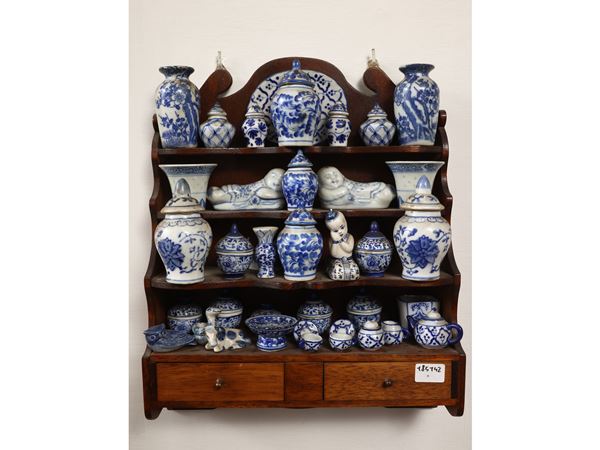 Etagère in miniatura da collezione