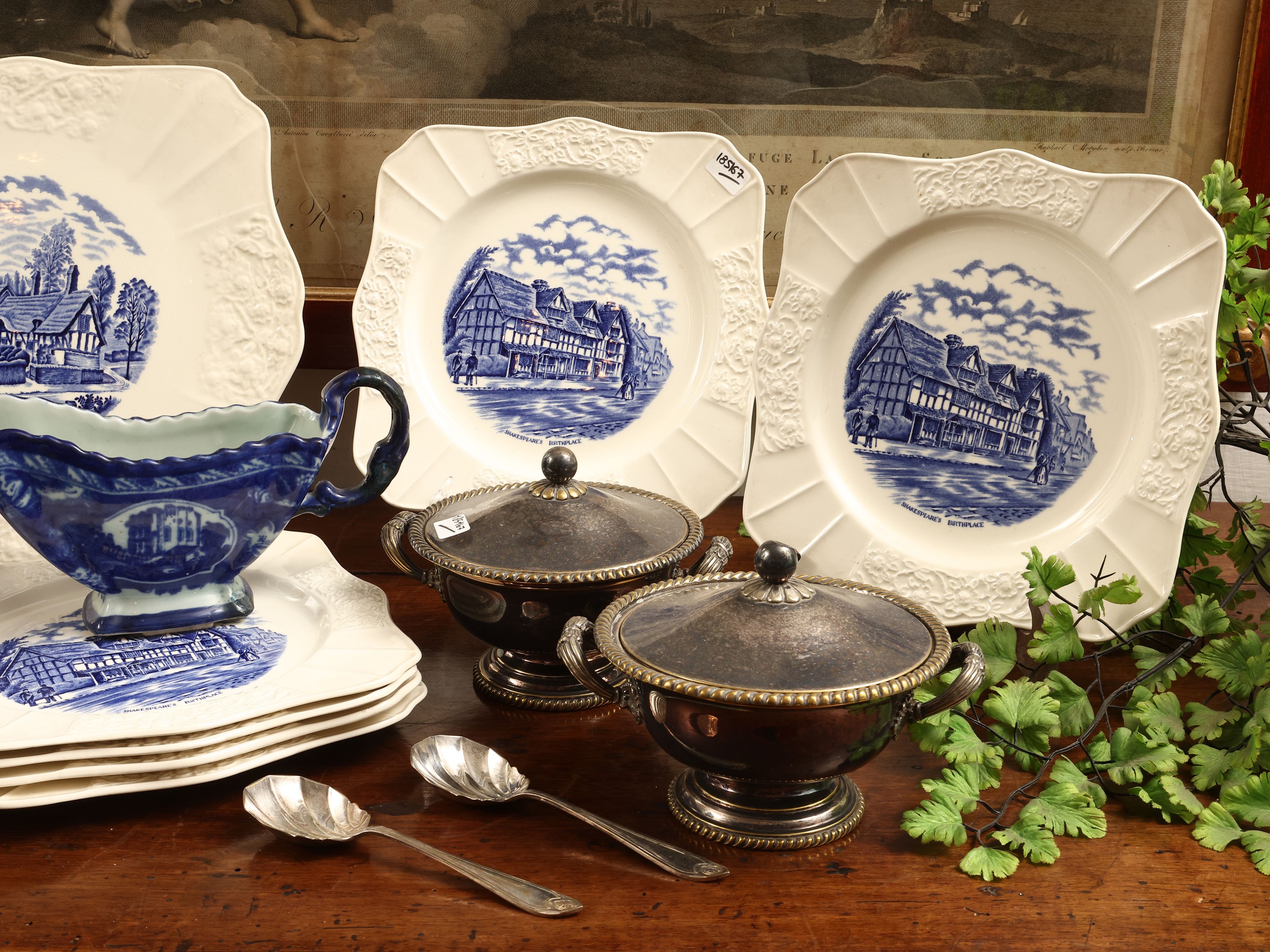 Accessori da brunch: Set di six piattini in porcellana con decorazione monocroma blu, tazzine da ...