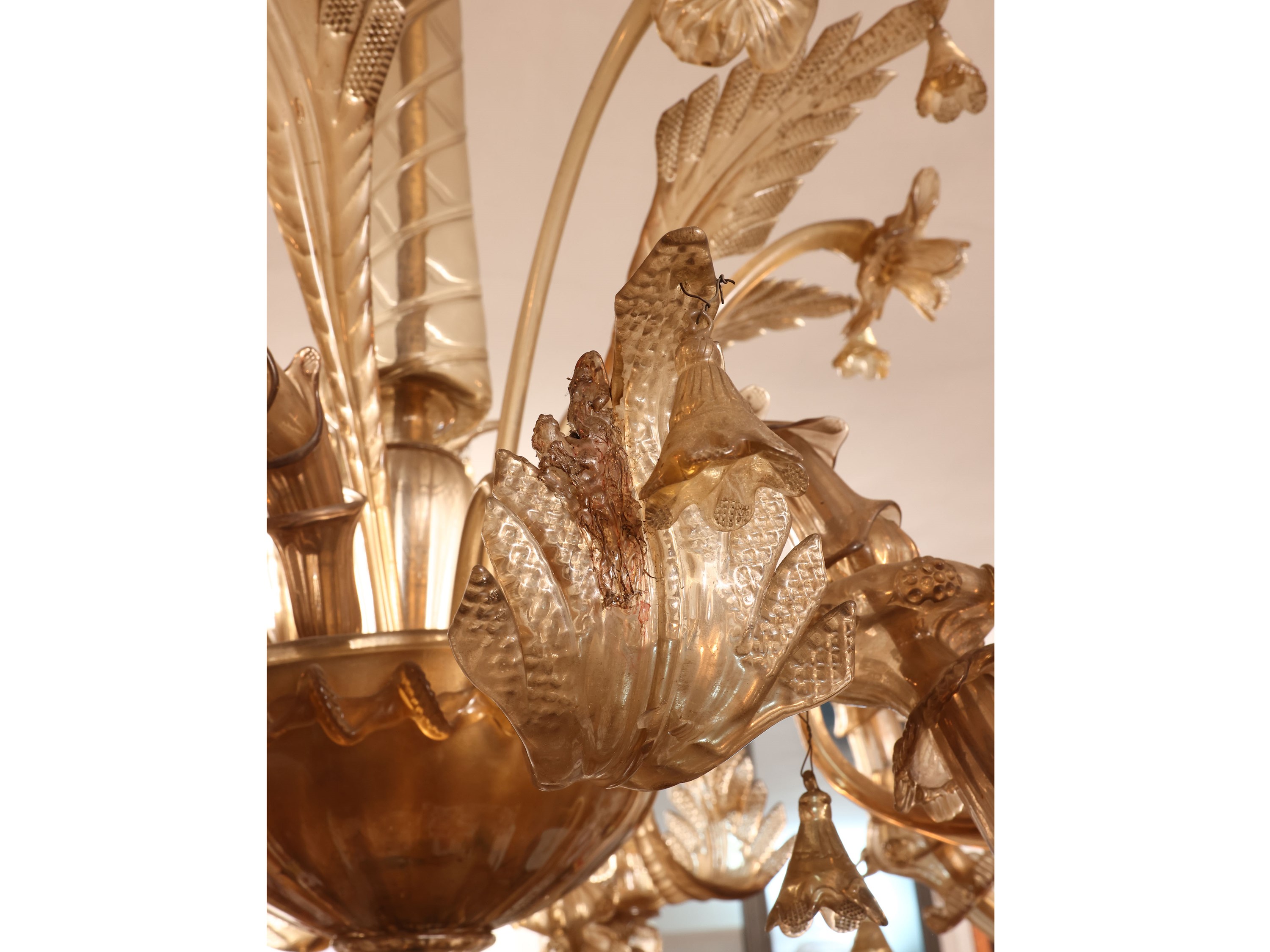 Lampadario in vetro soffiato di Murano, h 110 cm, diam 95 cm