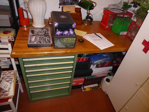 Banco da lavoro  - Asta Stravaganze fiorentine: tra fiaba e collezionismo - Maison Bibelot - Casa d'Aste Firenze - Milano