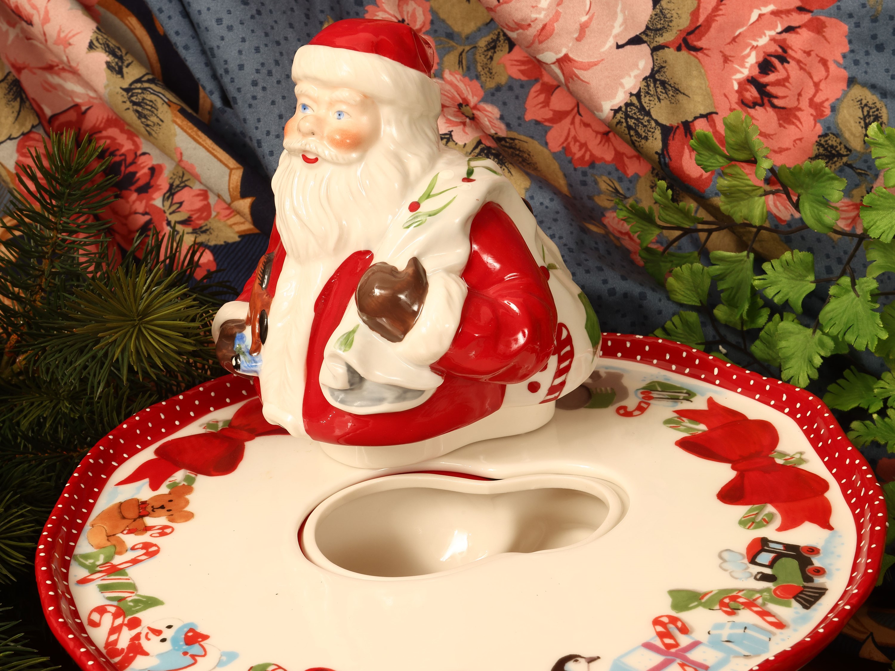Villeroy & Boch, Figura natalizia in porcellana con vassoio