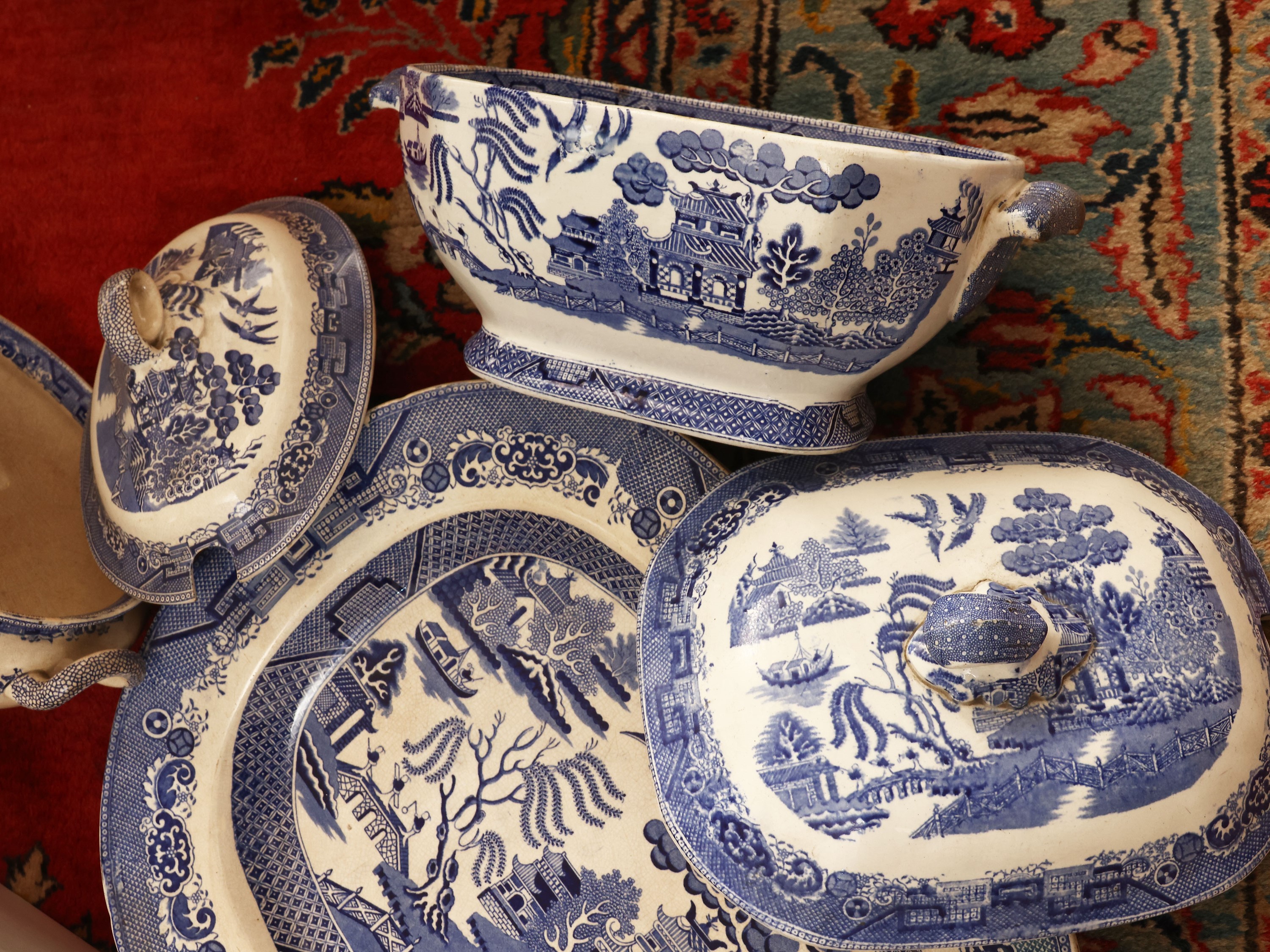 Collezione di accessori in terraglia, XIX-XX secolo