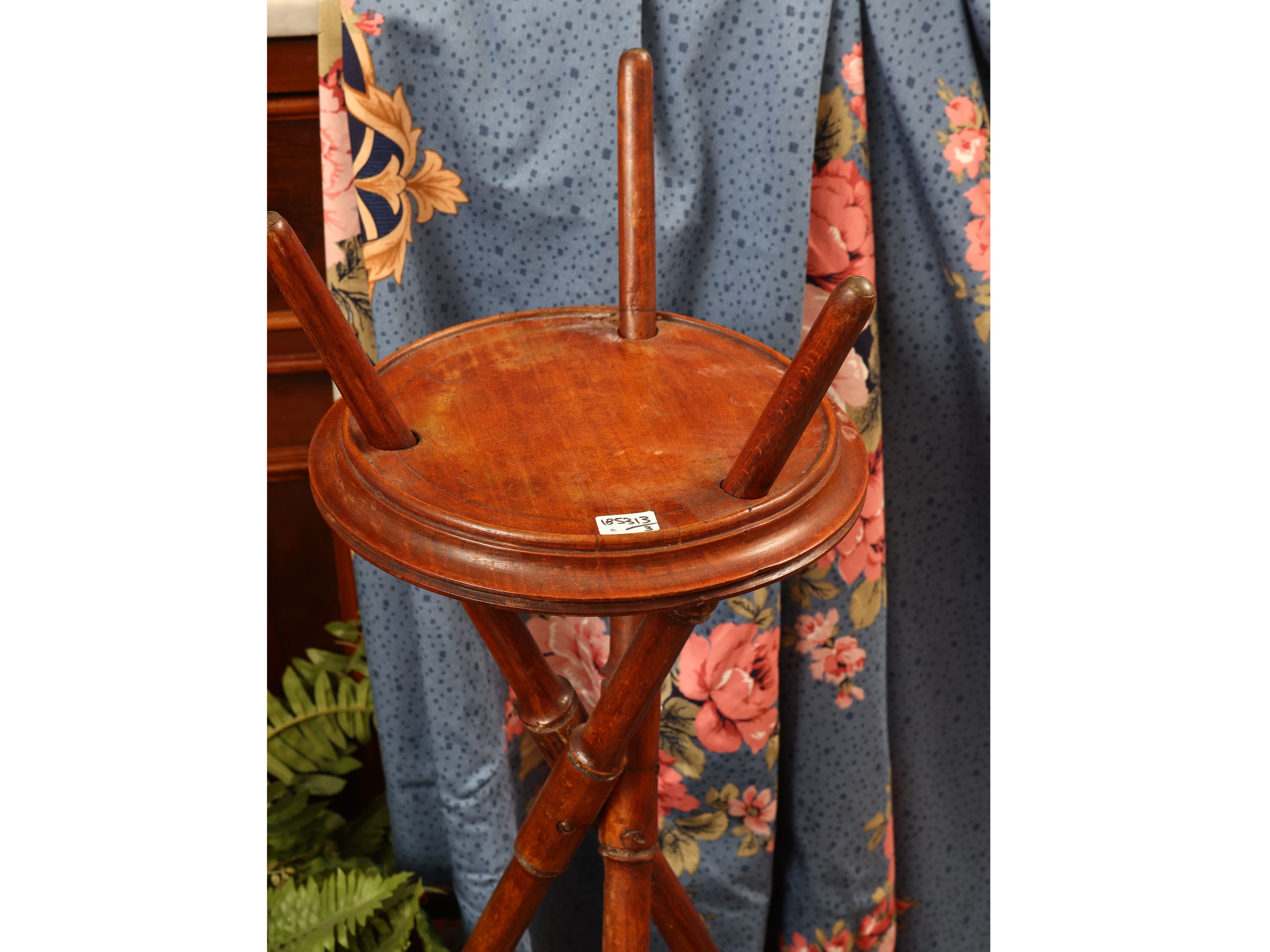 Complemento d'arredo d'epoca, portavasi, panchetto e pouf, XIX/XX secolo
