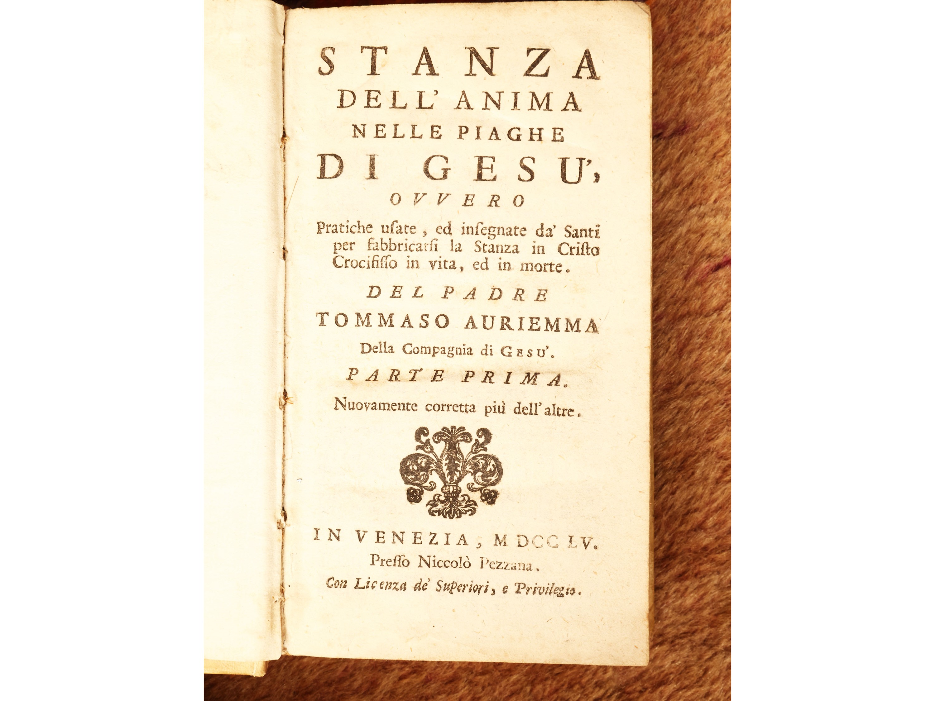 Piccolo lotto di libri antichi di devozione, legature in pergamena, XVIII/XIX secolo