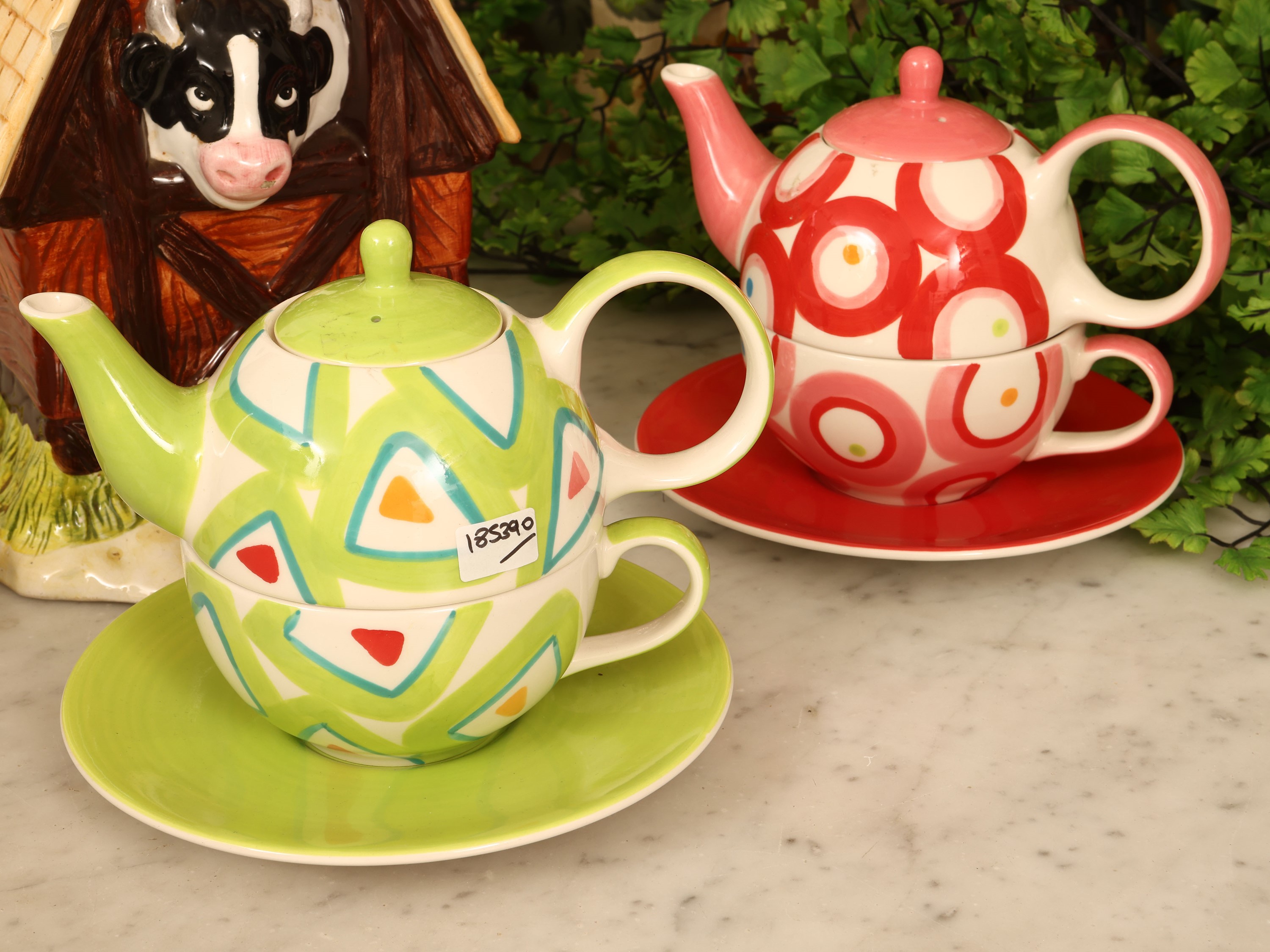 Accessori in ceramica, scatola a foggia di casetta