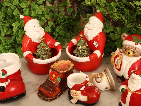 Selezione di piccoli cadeau natalizi in ceramica