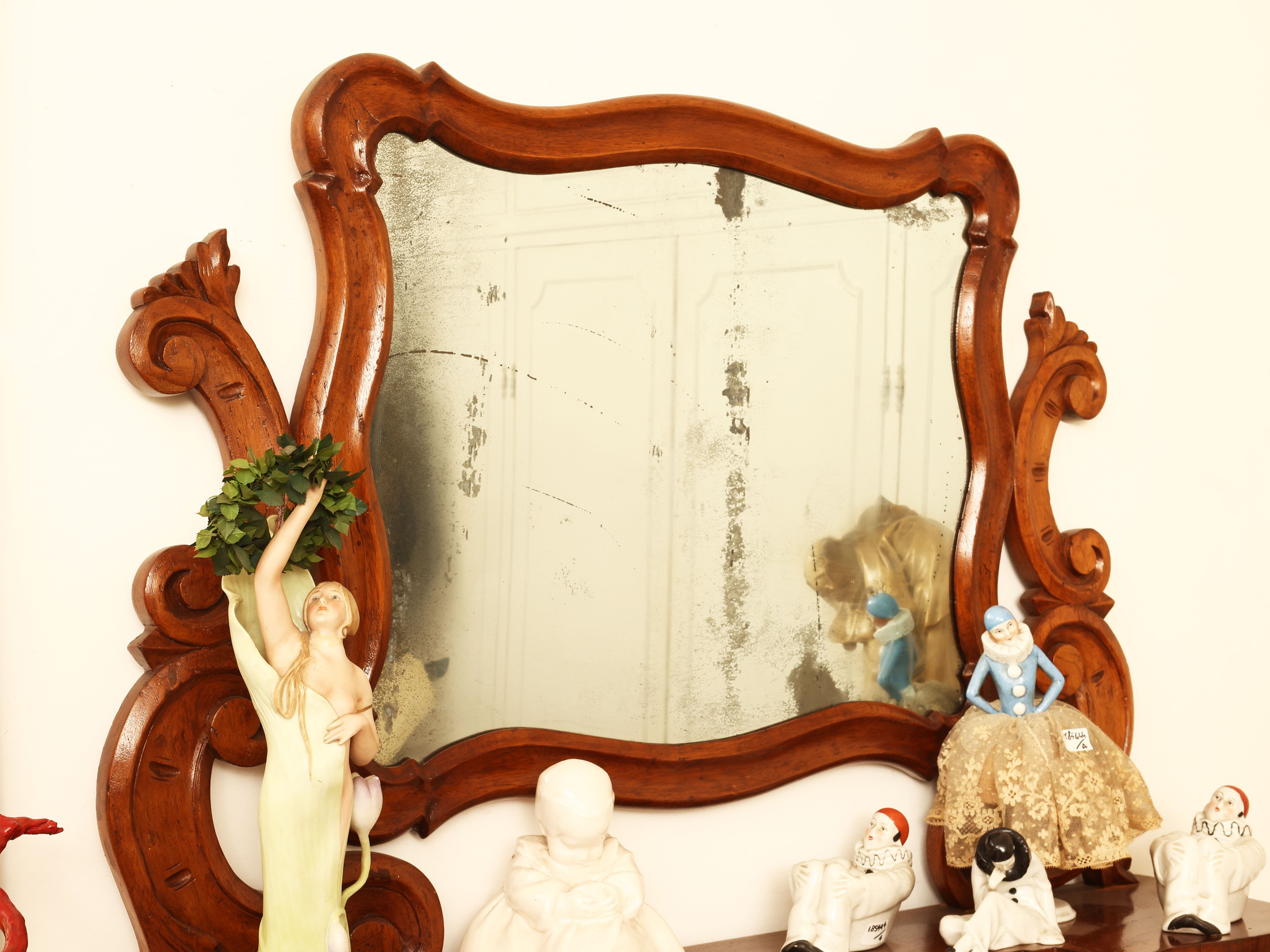 Specchiera a psiche da toilette in noce e piuma di noce