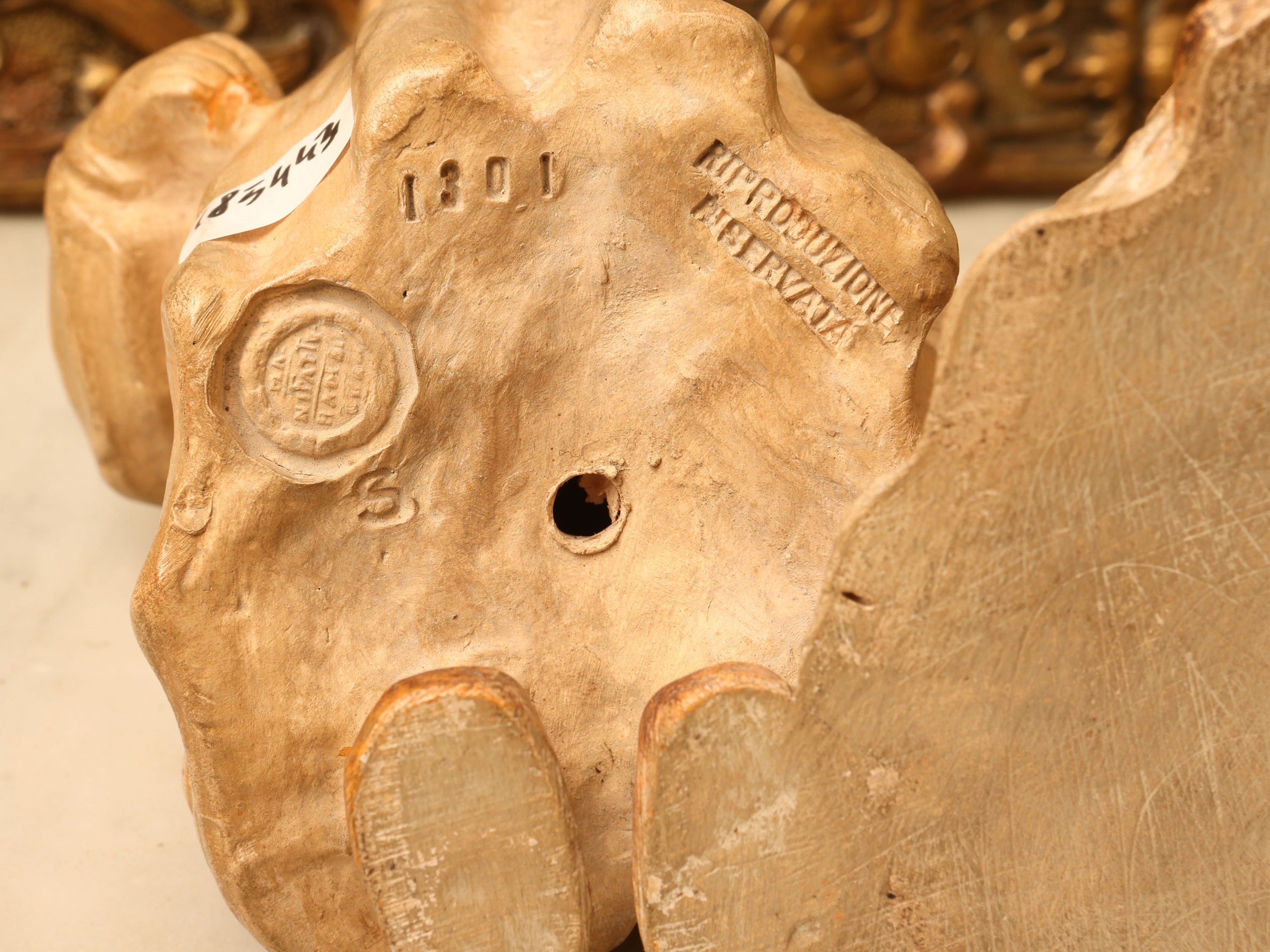 Manifattura di Signa, Gruppo in terracotta raffigurante due bambine