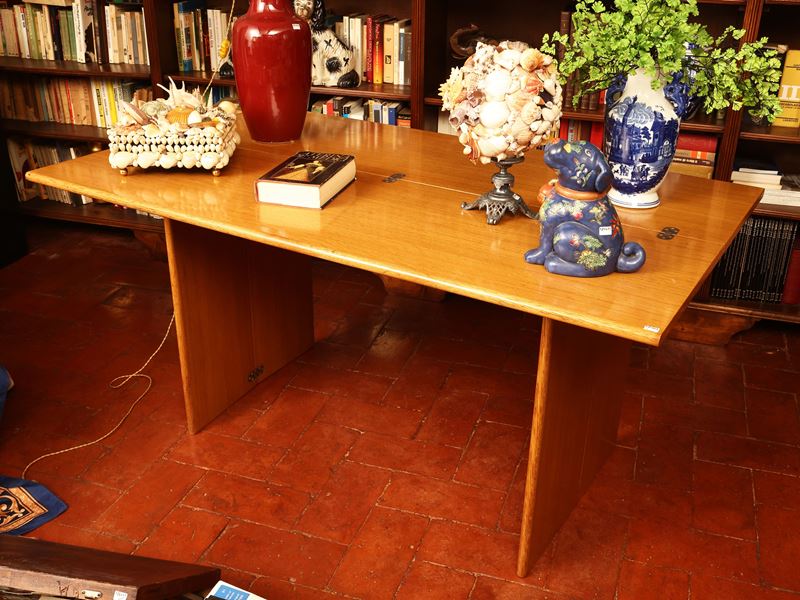 Console scrivania in satinwood, piano a libro, h 75 x 150 x 90 cm
