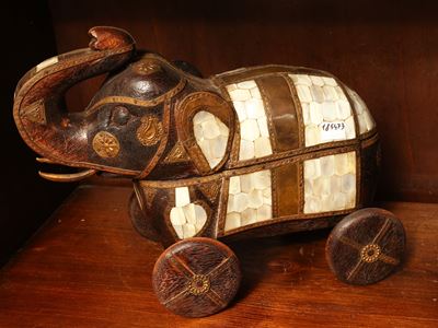 Scatola in legno e madreperla, Manifattura orientale
