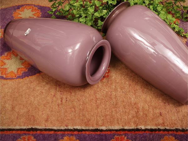 Coppia di vasi in vetro viola