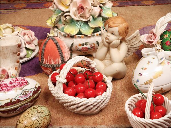 Miscellanea di accessori decorativi per la Pasqua