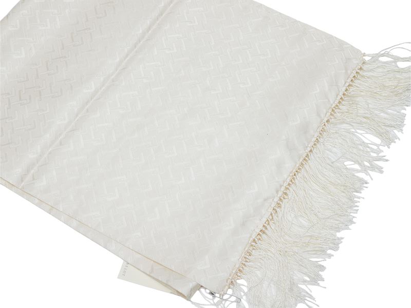 Sciarpa in seta bianca