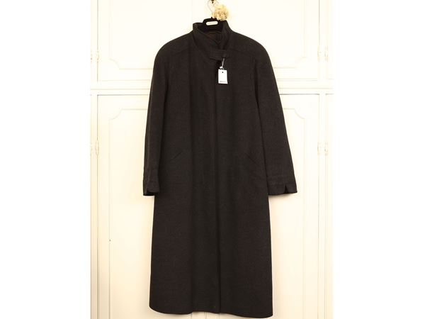 Cappotto grigio in pura lana vergine
