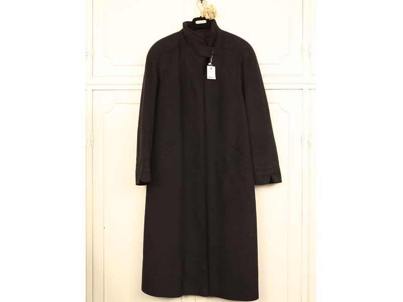 Cappotto grigio in pura lana vergine