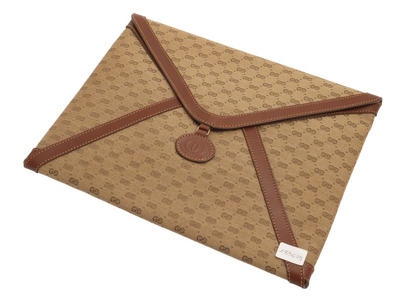 Gucci - Busta in tessuto micro GG marrone