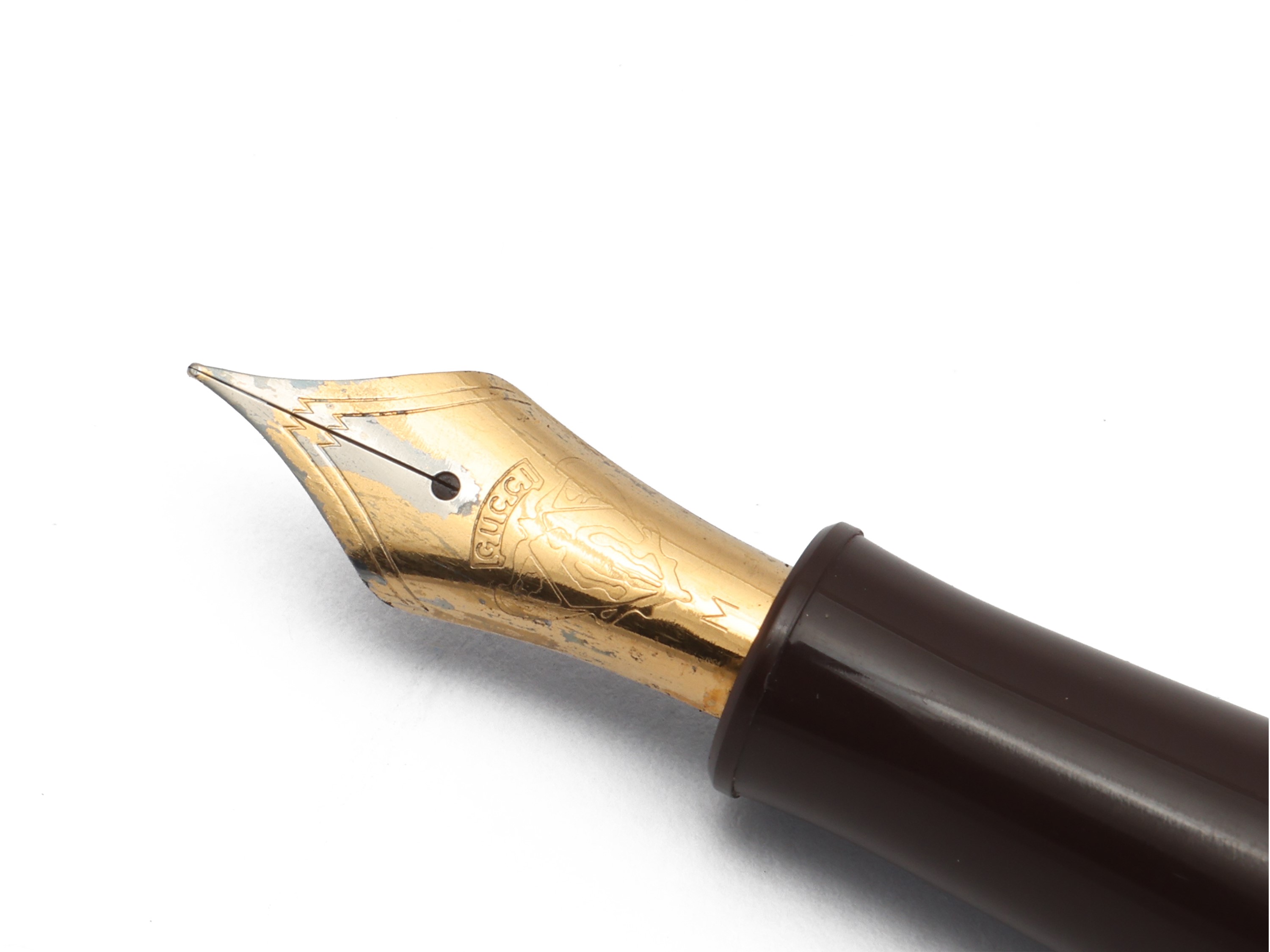 Gucci - Accendino e Penna stilografica