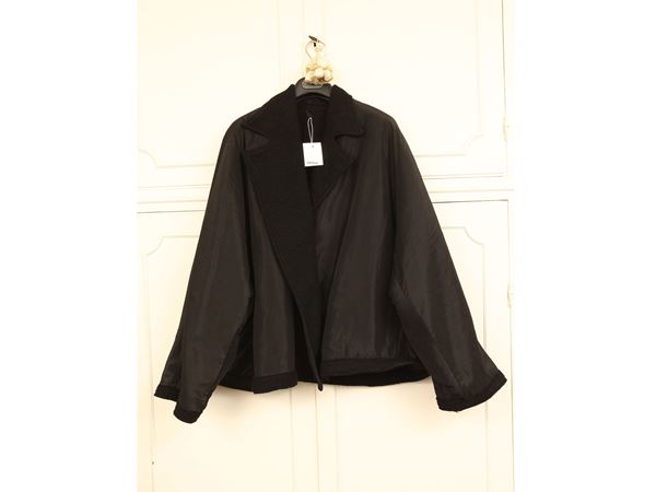 Giaccone corto in nylon nero