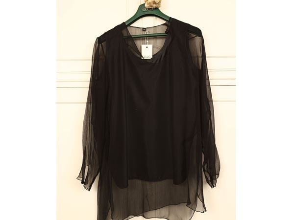 Composé in chiffon di seta nera