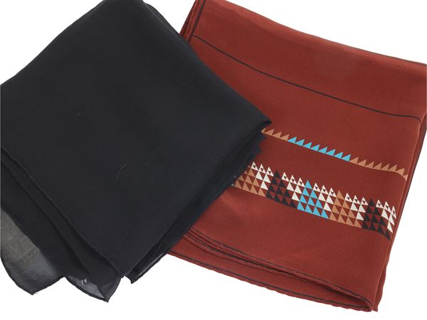 Due foulard in seta