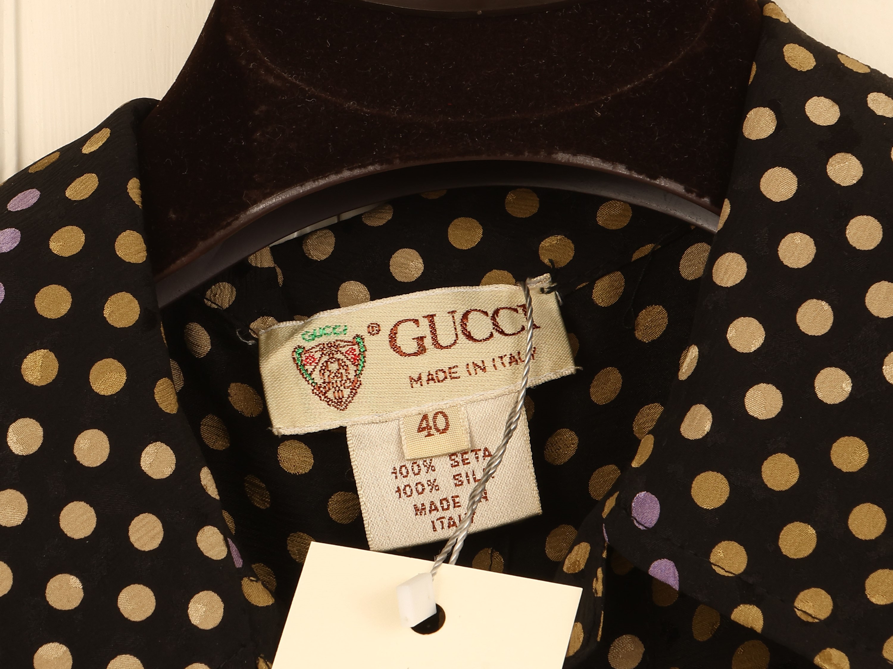 Gucci - Abito in seta plissé a pois colorati su fondo nero