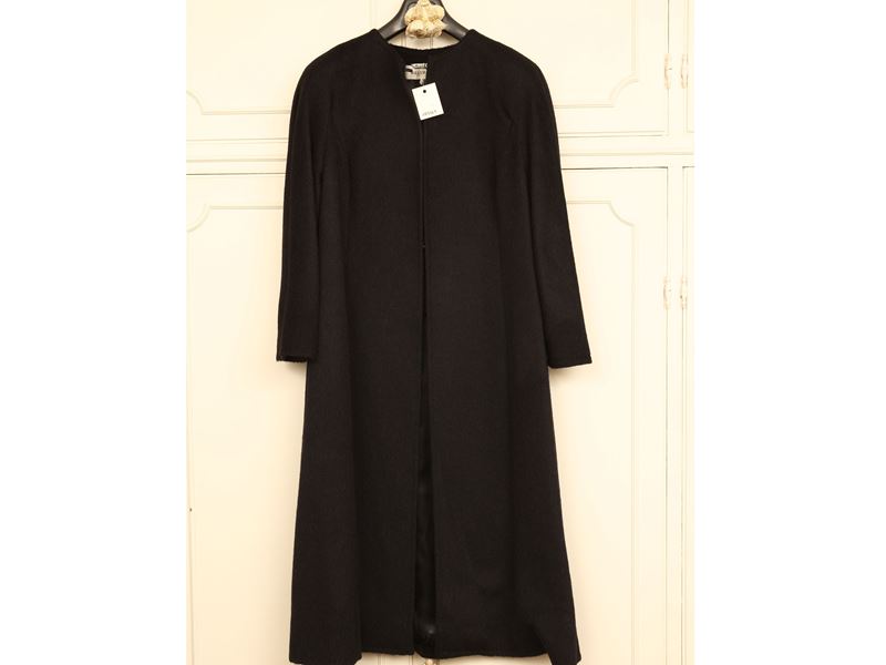 Cappotto nero in alpaca e lana, Beltrami