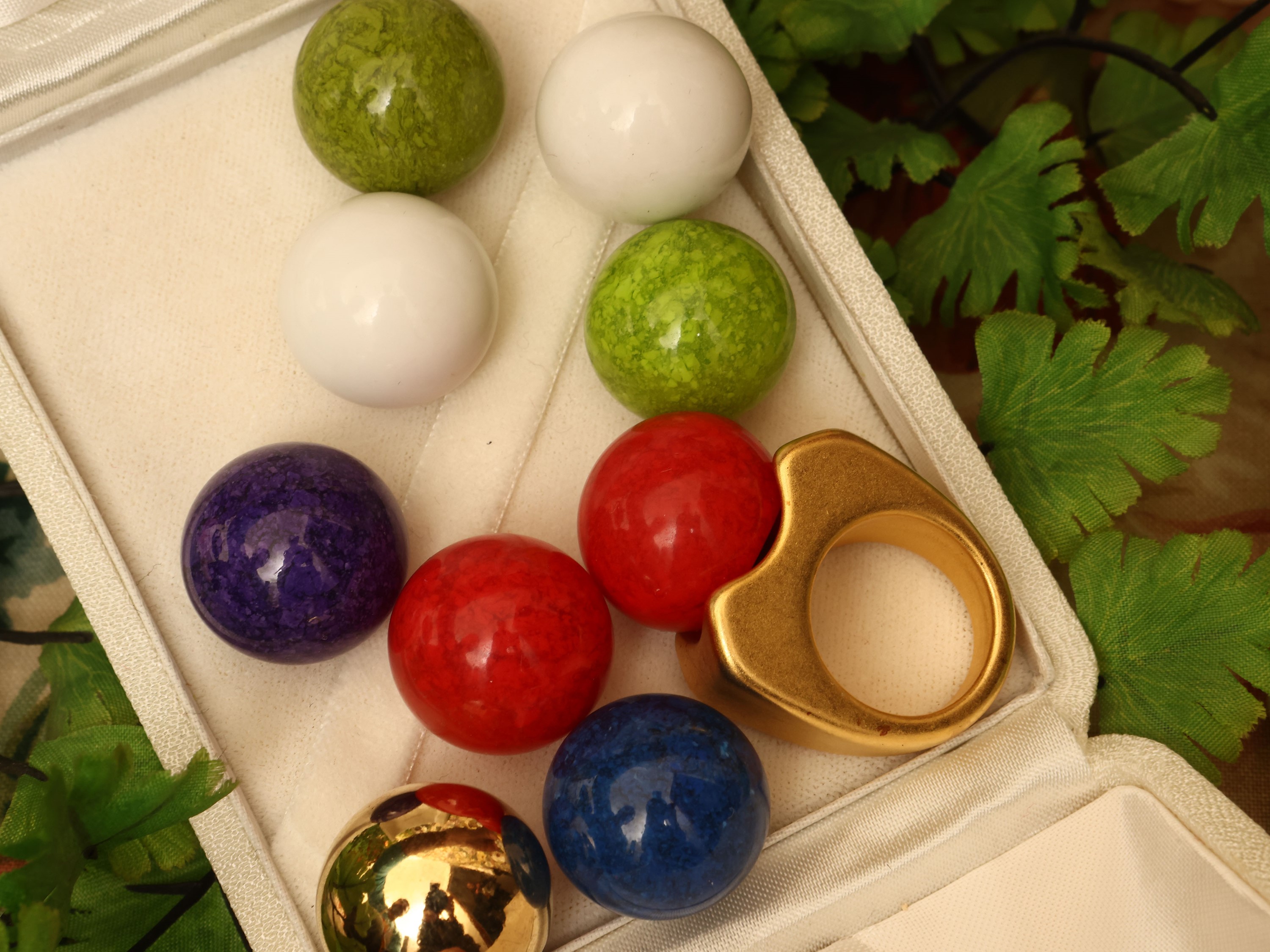 Lotto di Bijoux