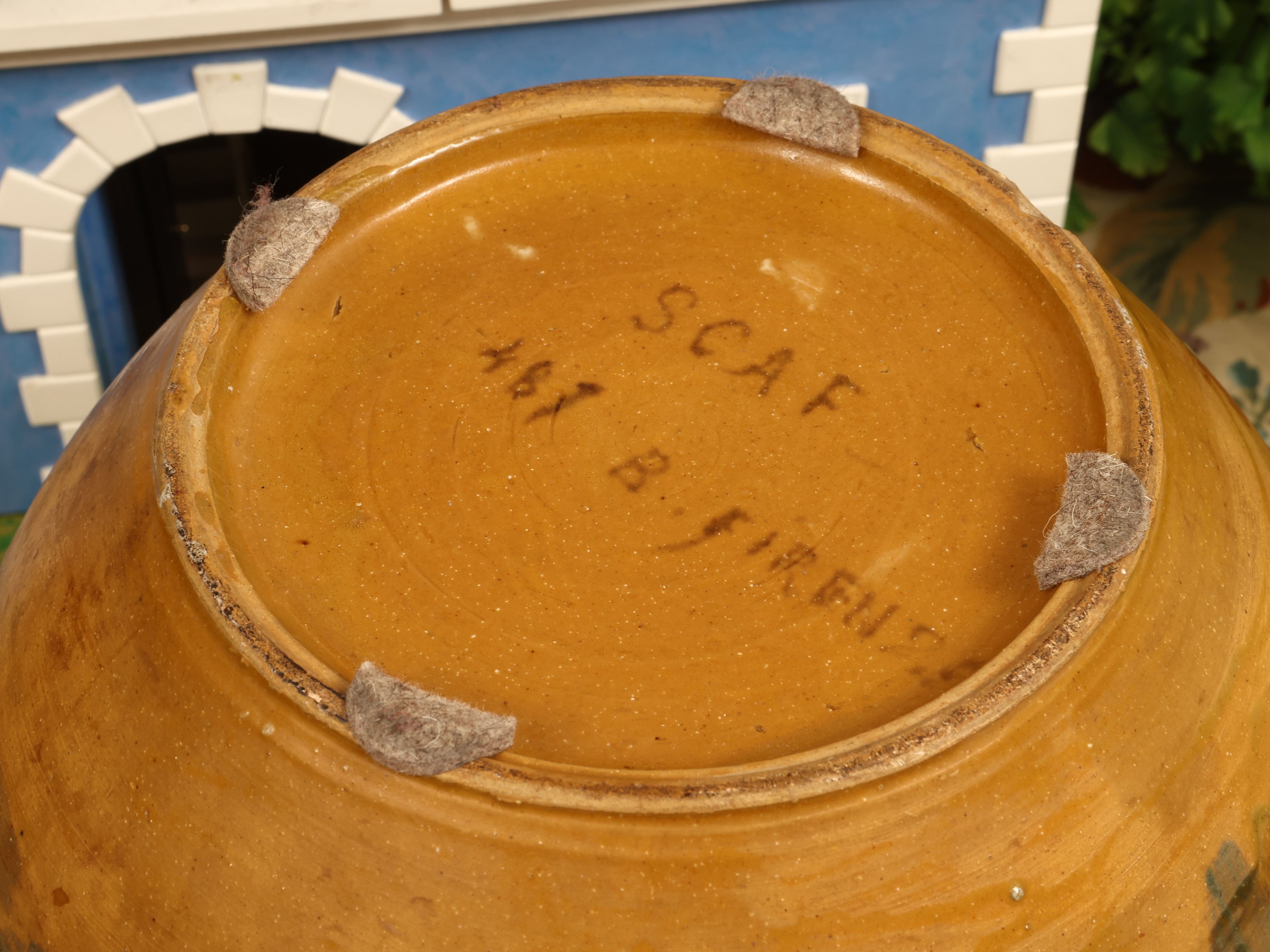 SCAF, Cachepot in ceramica smaltata con decorazioni floreali