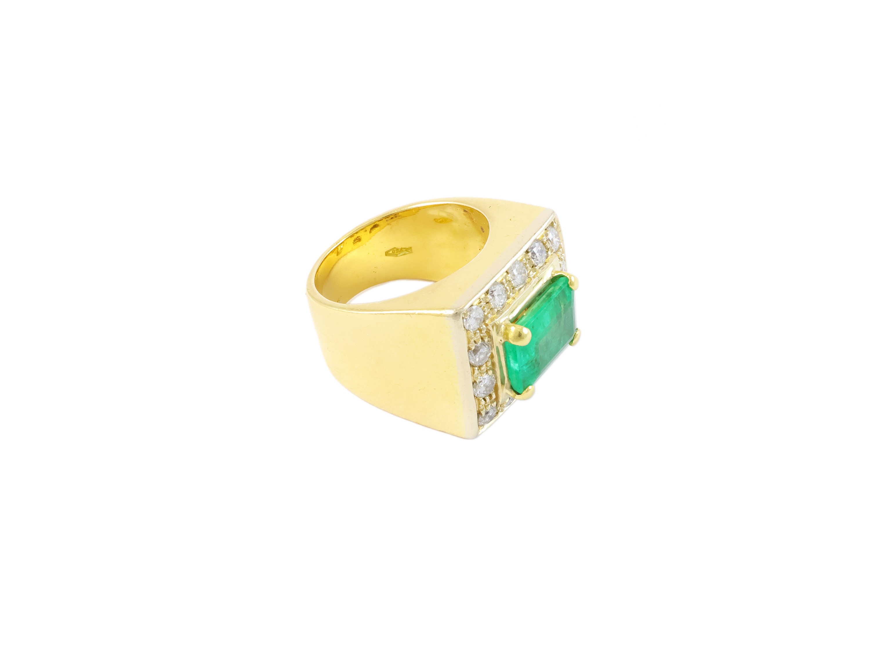 Anello in Oro Giallo, Diamanti e Smeraldo