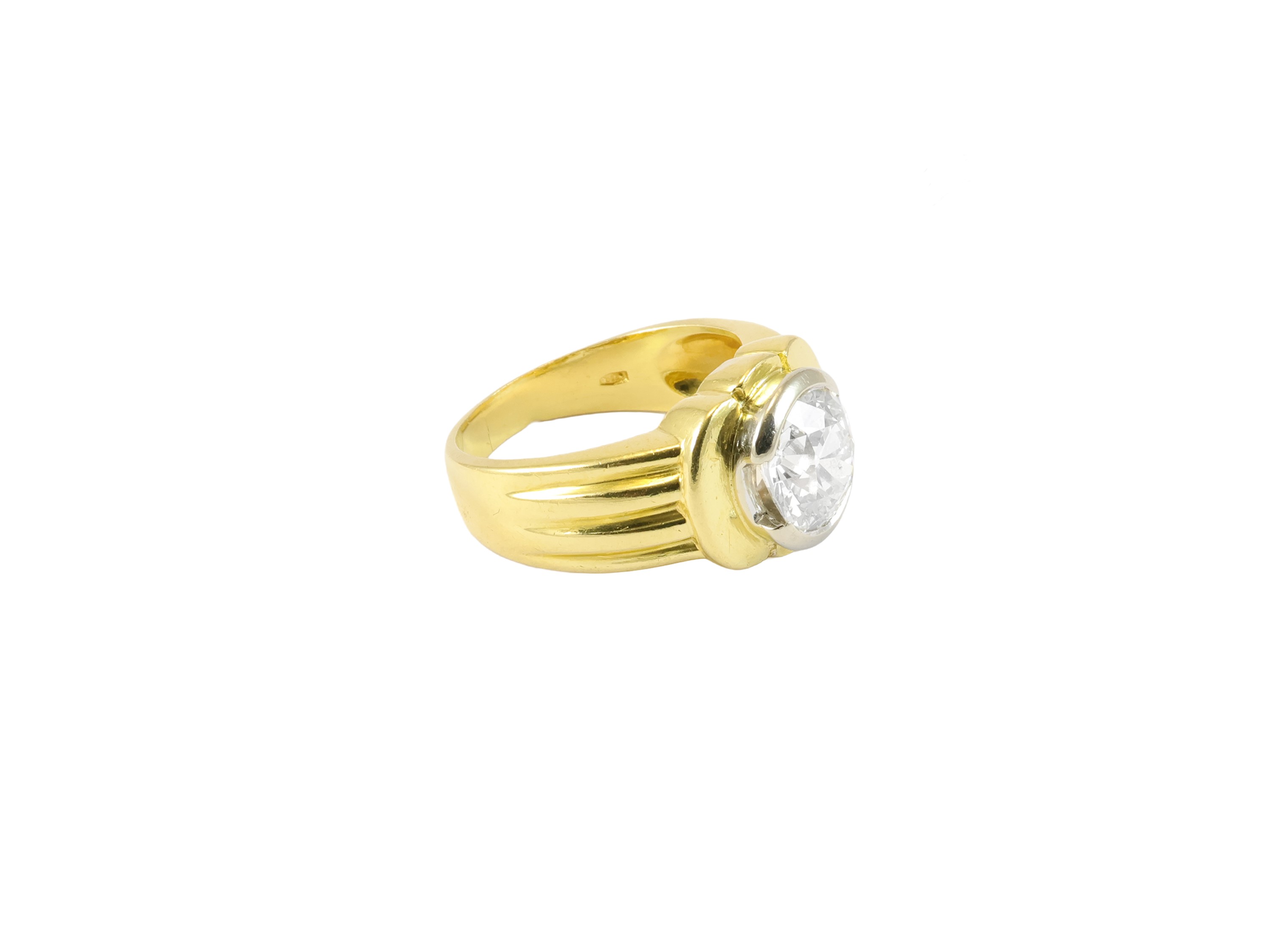 Anello in oro giallo e diamante