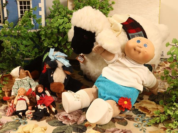 Toys and soft toys