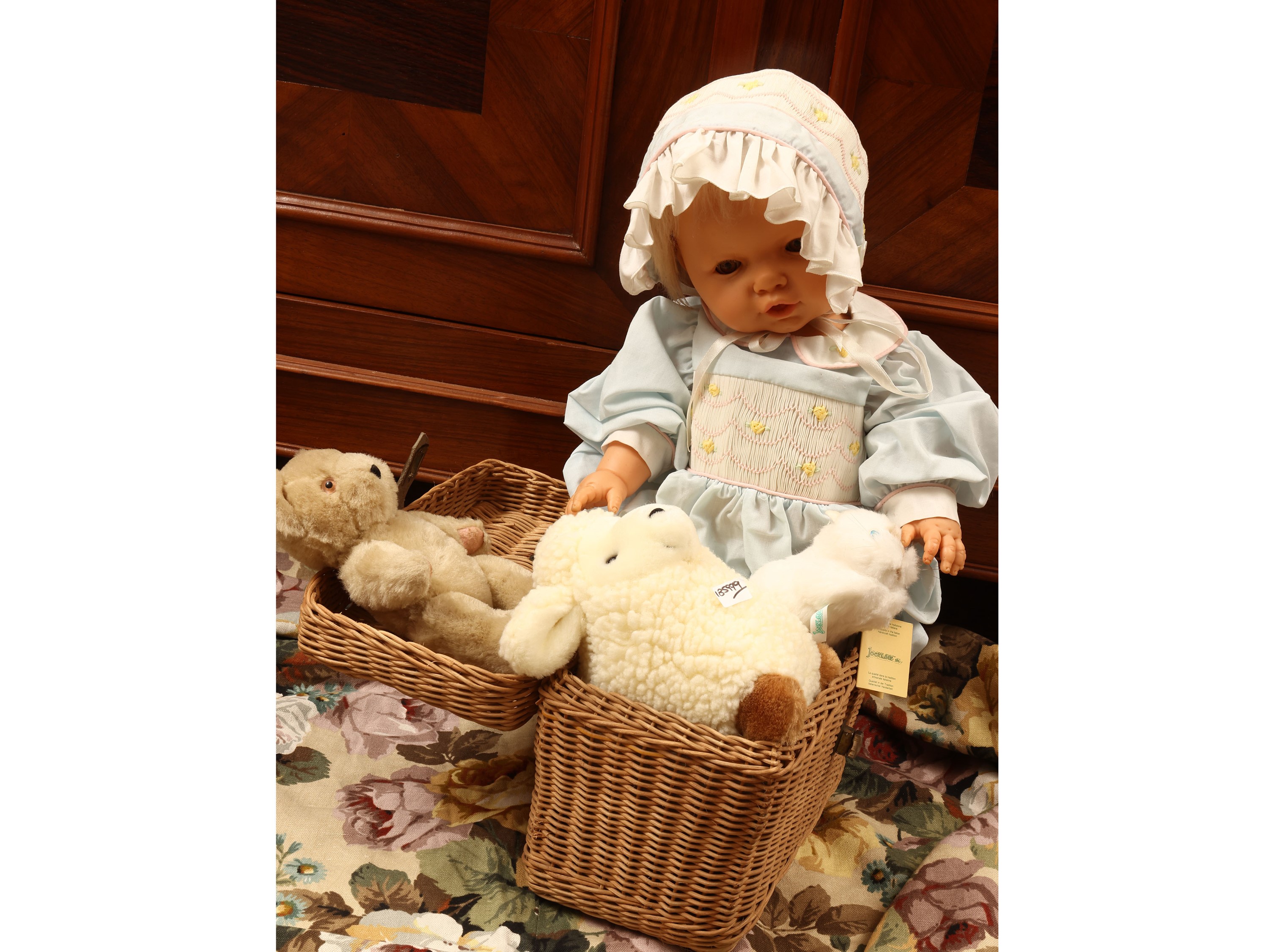 Collezione di Bambole e Peluche