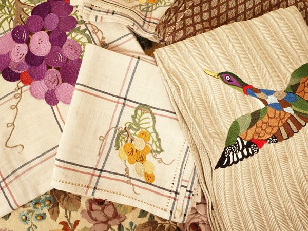 Lotto di tovaglie da giardino  - Asta Stravaganze fiorentine: tra fiaba e collezionismo - Maison Bibelot - Casa d'Aste Firenze - Milano