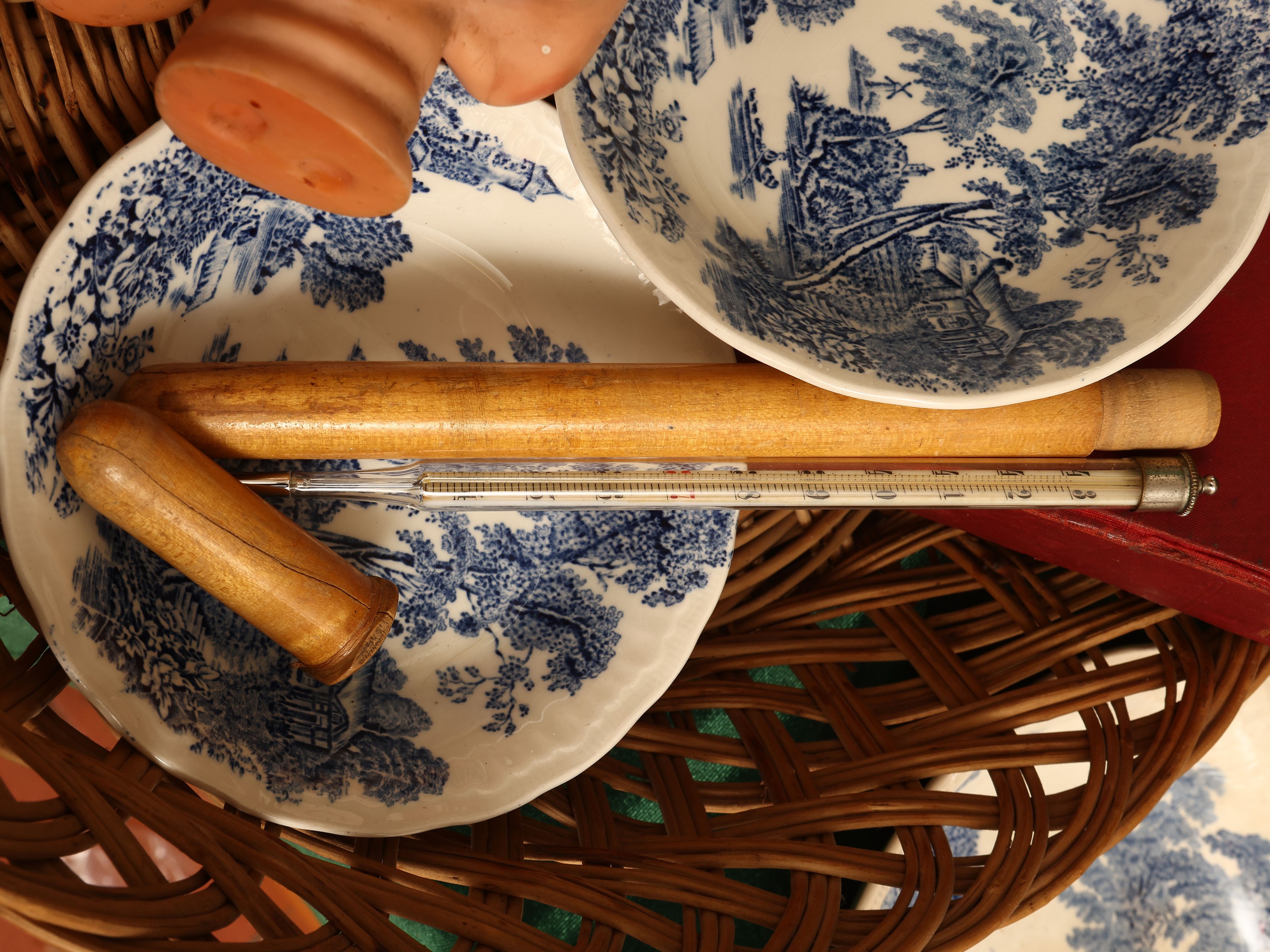 Miscellanea di accessori d'epoca