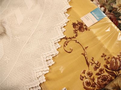 Copriletti matrimoniali, in misto lino Bassetti e uncinetto