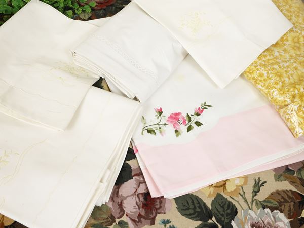Lotto di lenzuola matrimoniali in lino e cotone