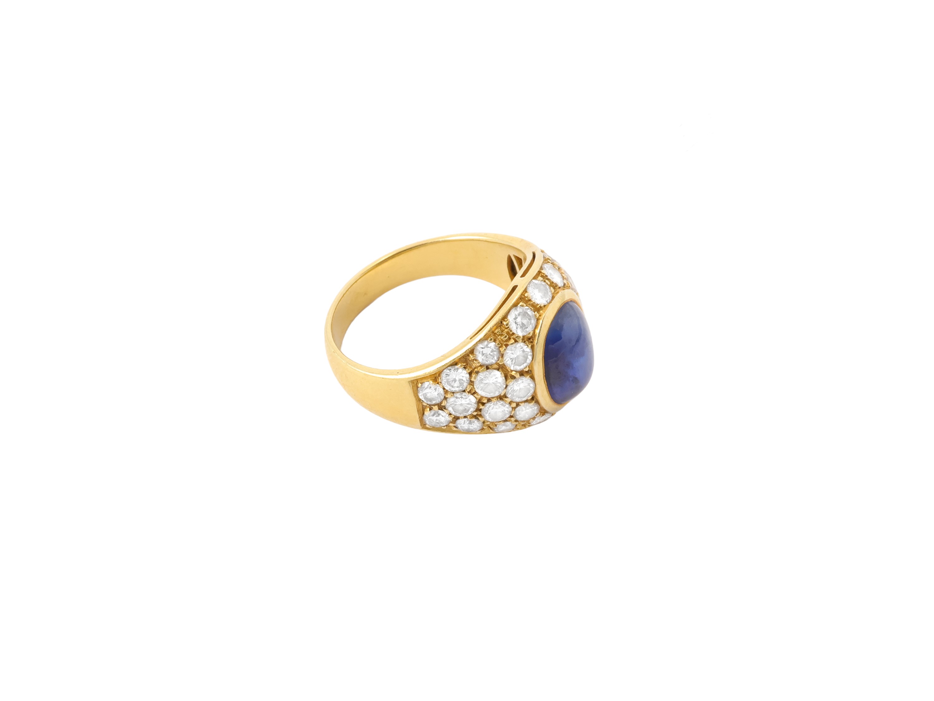 Anello in oro giallo, diamanti e zaffiro