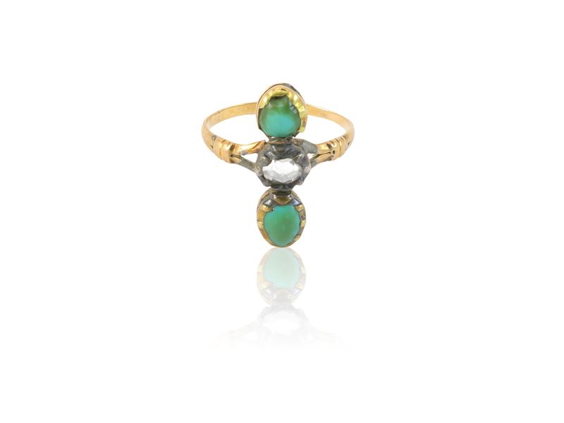 Anello in oro giallo e argento