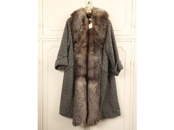 Max Mara - Cappotto lungo in lana bouclè grigia