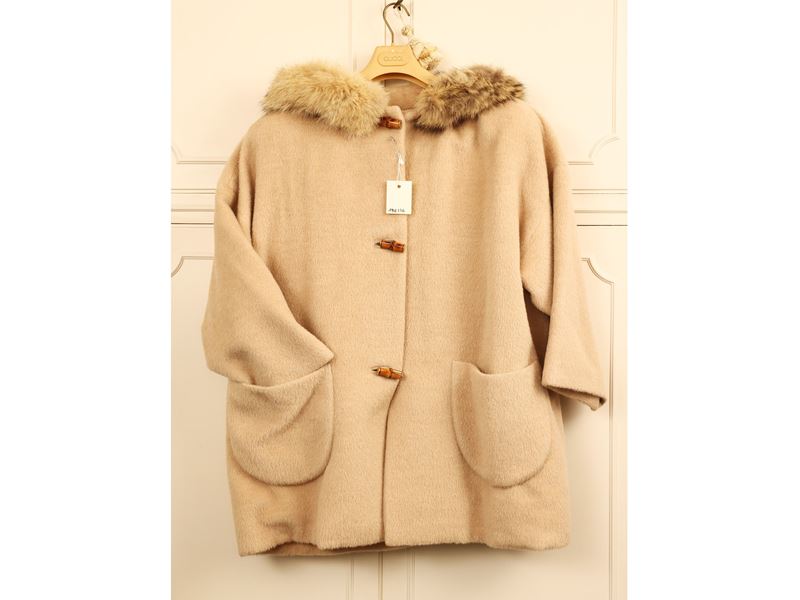 Gucci - Giaccone in alpaca e lana beige
