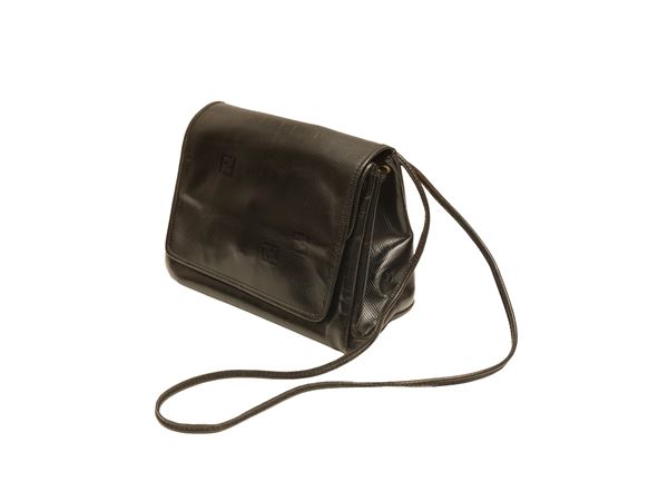 Fendi - Borsetta a tracolla in pelle stampata nera con loghi