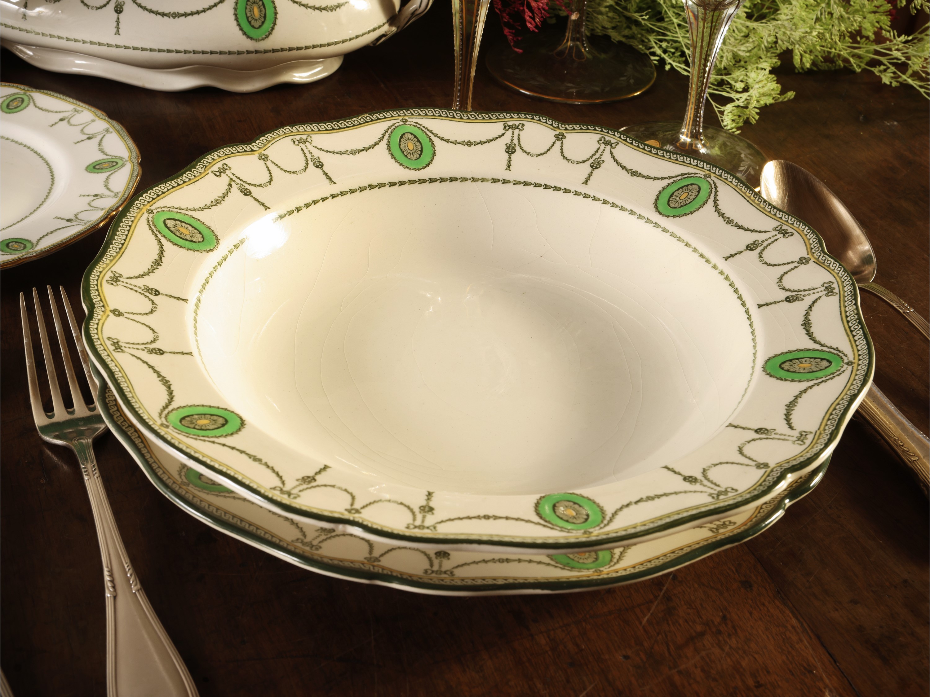 Servito di Piatti Modello Countess in Terraglia, Royal Doulton