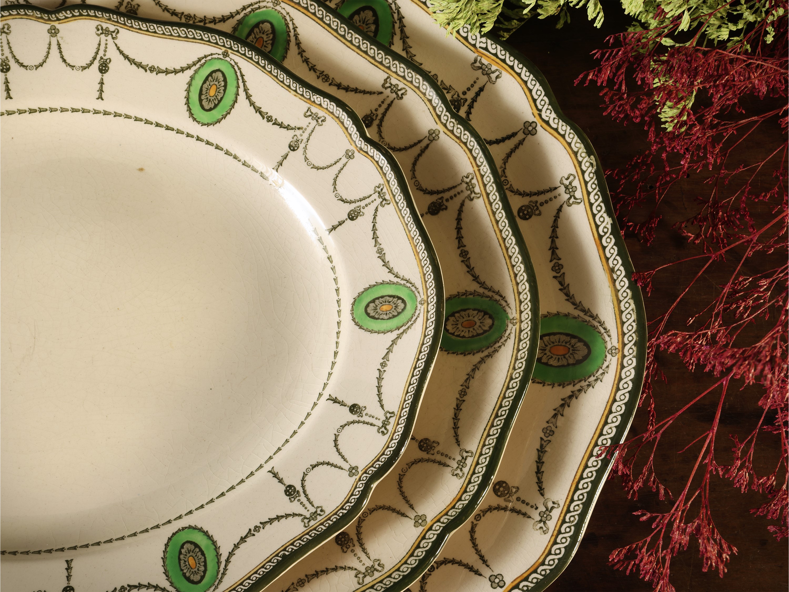 Servito di Piatti Modello Countess in Terraglia, Royal Doulton